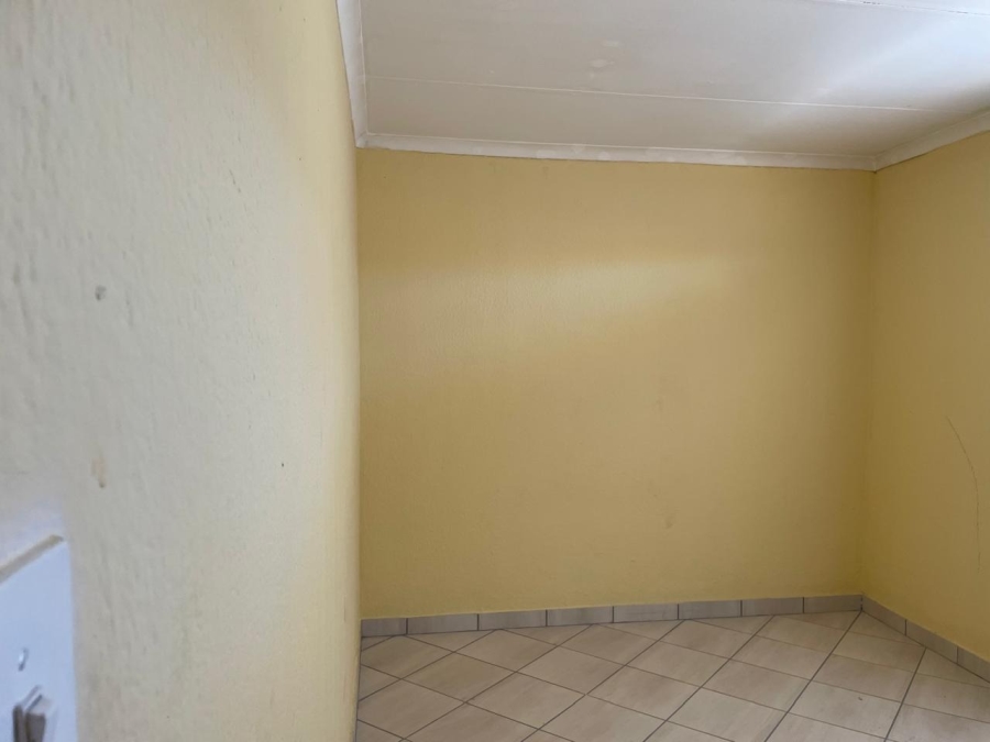 2 Bedroom Property for Sale in Boitekong North West